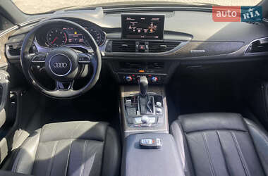 Седан Audi A6 2016 в 