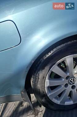 Седан Audi A6 1999 в 