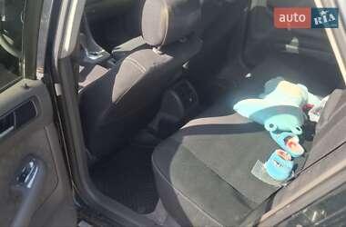 Седан Audi A6 2003 в 