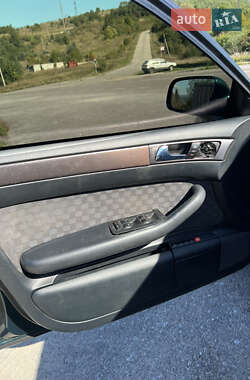 Седан Audi A6 1999 в 