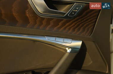 Седан Audi A6 2019 в 