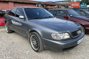 Седан Audi A6 1995 в Солотвині