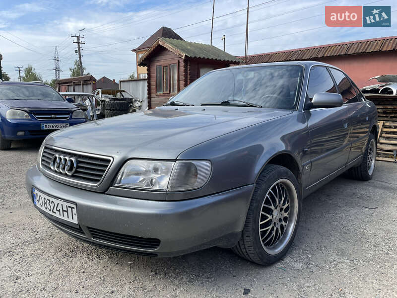 Седан Audi A6 1995 в Солотвине