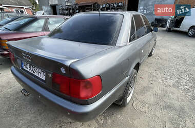 Седан Audi A6 1995 в 