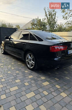 Седан Audi A6 2014 в 