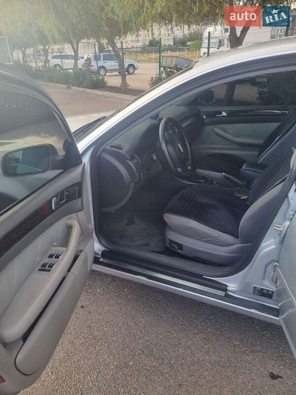 Седан Audi A6 1997 в Одессе