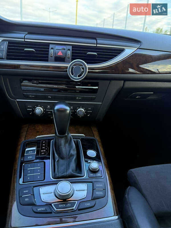 Седан Audi A6 2015 в Первомайске