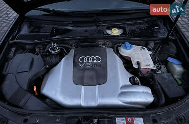 Седан Audi A6 2001 в 