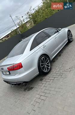 Седан Audi A6 2012 в 