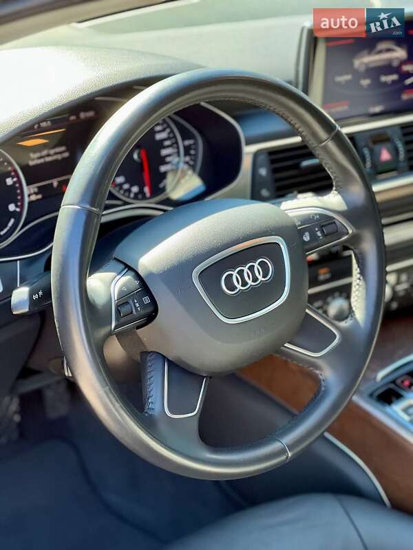Седан Audi A6 2014 в Киеве