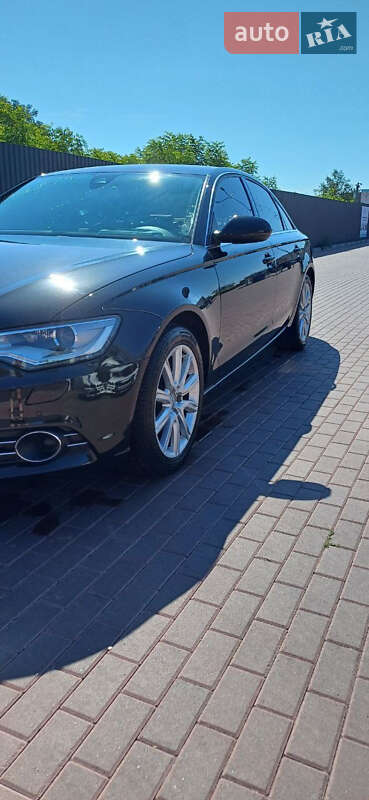 Седан Audi A6 2011 в Сарнах