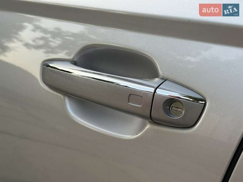 Седан Audi A6 2015 в Стрые