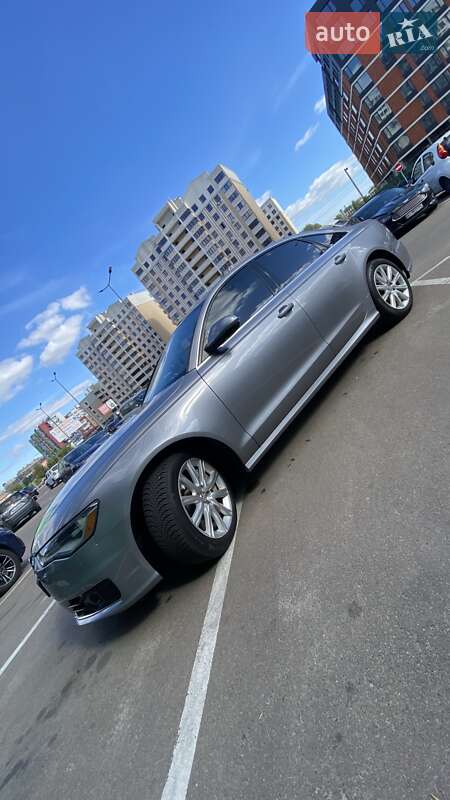 Седан Audi A6 2015 в Киеве