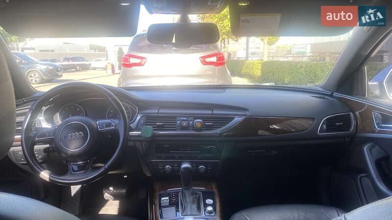 Седан Audi A6 2015 в Киеве
