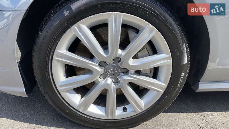 Седан Audi A6 2015 в Киеве
