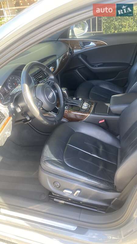 Седан Audi A6 2015 в Киеве