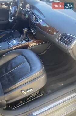 Седан Audi A6 2015 в 