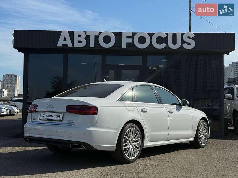 Седан Audi A6 2015 в Киеве