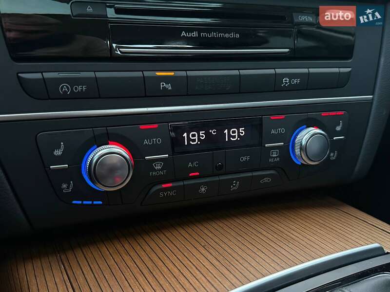 Седан Audi A6 2015 в Киеве