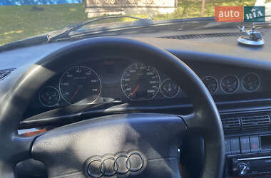 Седан Audi A6 1995 в 