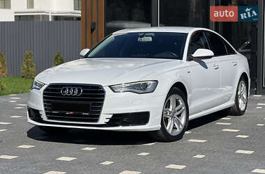 Седан Audi A6 2015 в 