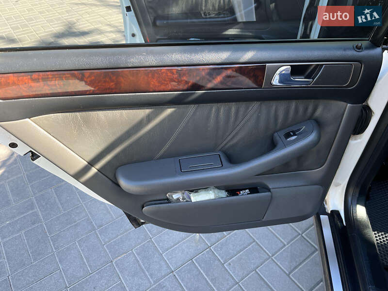 Універсал Audi A6 1998 в Дніпрі