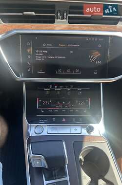Седан Audi A6 2019 в 
