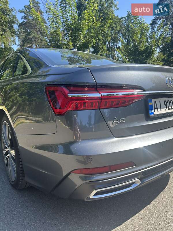 Седан Audi A6 2019 в Бучі
