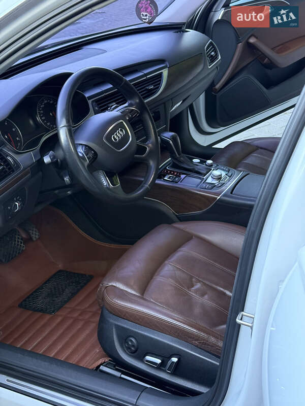 Седан Audi A6 2015 в Хмельницком