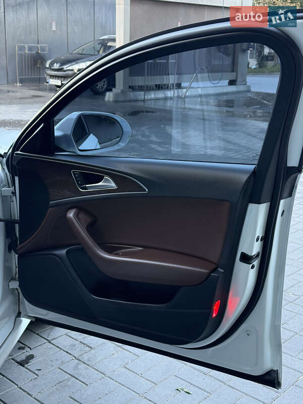Седан Audi A6 2015 в Хмельницком
