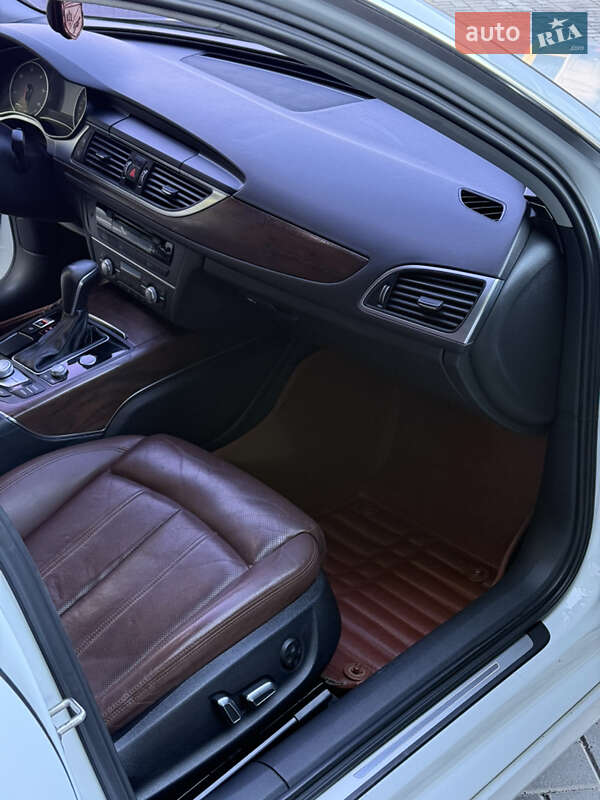 Седан Audi A6 2015 в Хмельницком