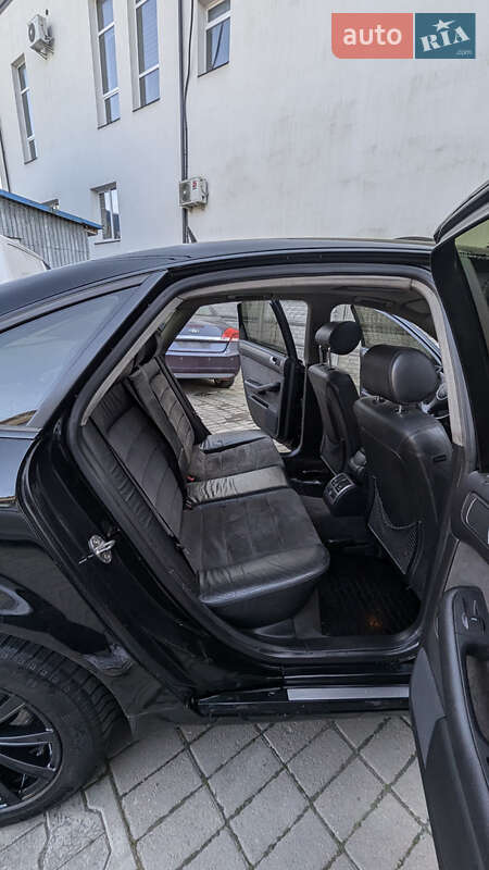 Седан Audi A6 2001 в Ровно