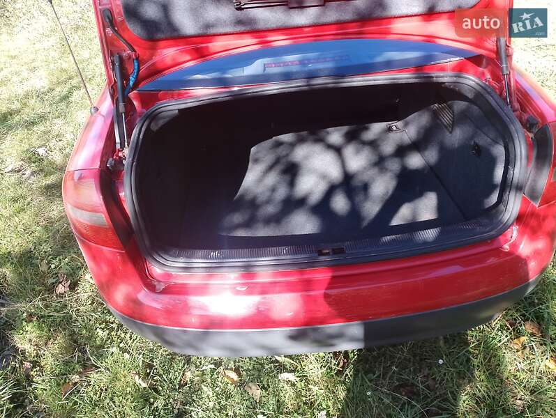 Седан Audi A6 1997 в Бобрке
