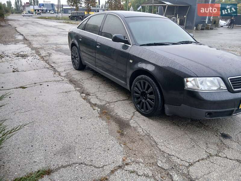 Седан Audi A6 1999 в Хотине