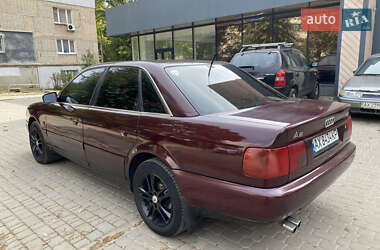 Седан Audi A6 1995 в 