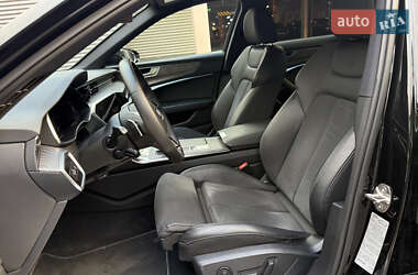 Седан Audi A6 2023 в 