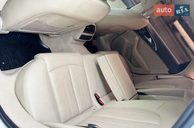 Седан Audi A6 2017 в 