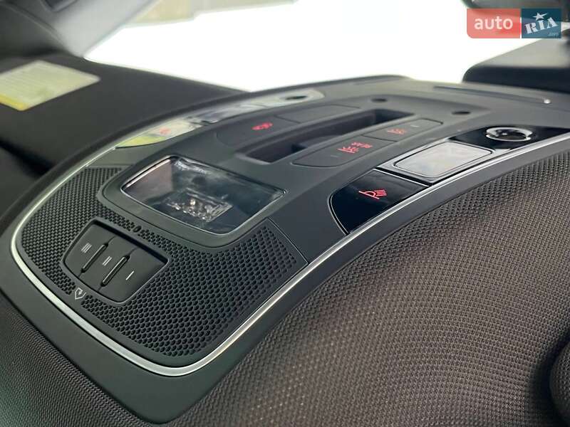 Седан Audi A6 2017 в Киеве