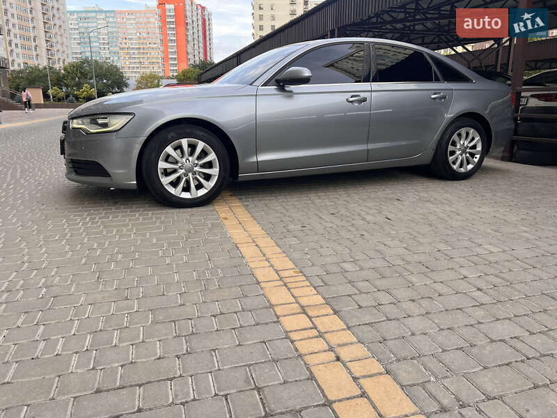 Седан Audi A6 2012 в Одессе