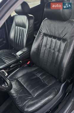 Универсал Audi A6 2001 в 