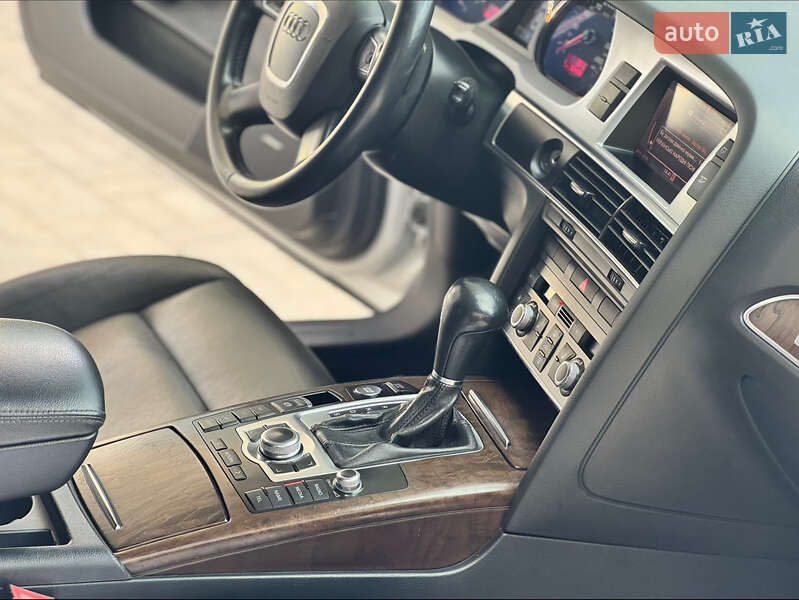 Седан Audi A6 2010 в Рахові