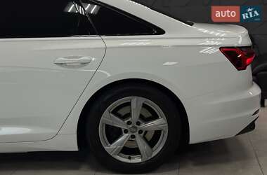 Седан Audi A6 2018 в 