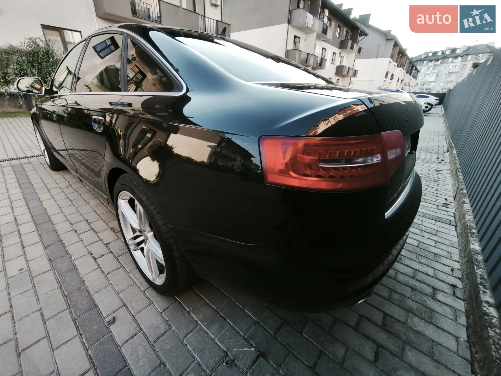 2010 Audi A6 - мініатюра 12