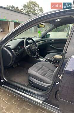 Седан Audi A6 2000 в 