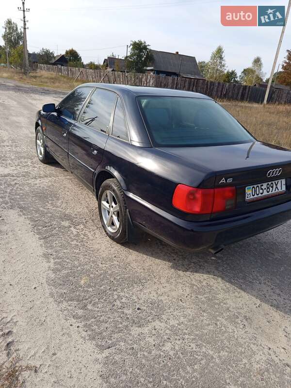 Седан Audi A6 1995 в Заречном