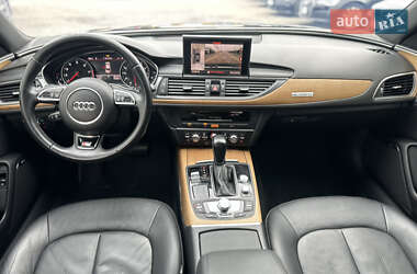Седан Audi A6 2015 в 