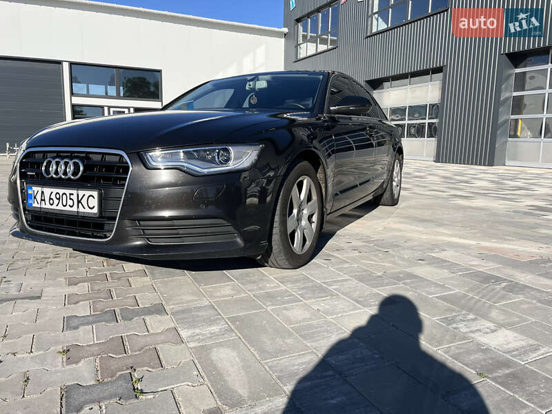 Седан Audi A6 2013 в 