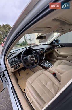 Седан Audi A6 2015 в 