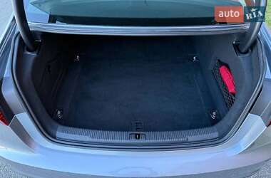 Седан Audi A6 2017 в 