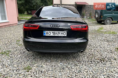 Седан Audi A6 2011 в Рахове